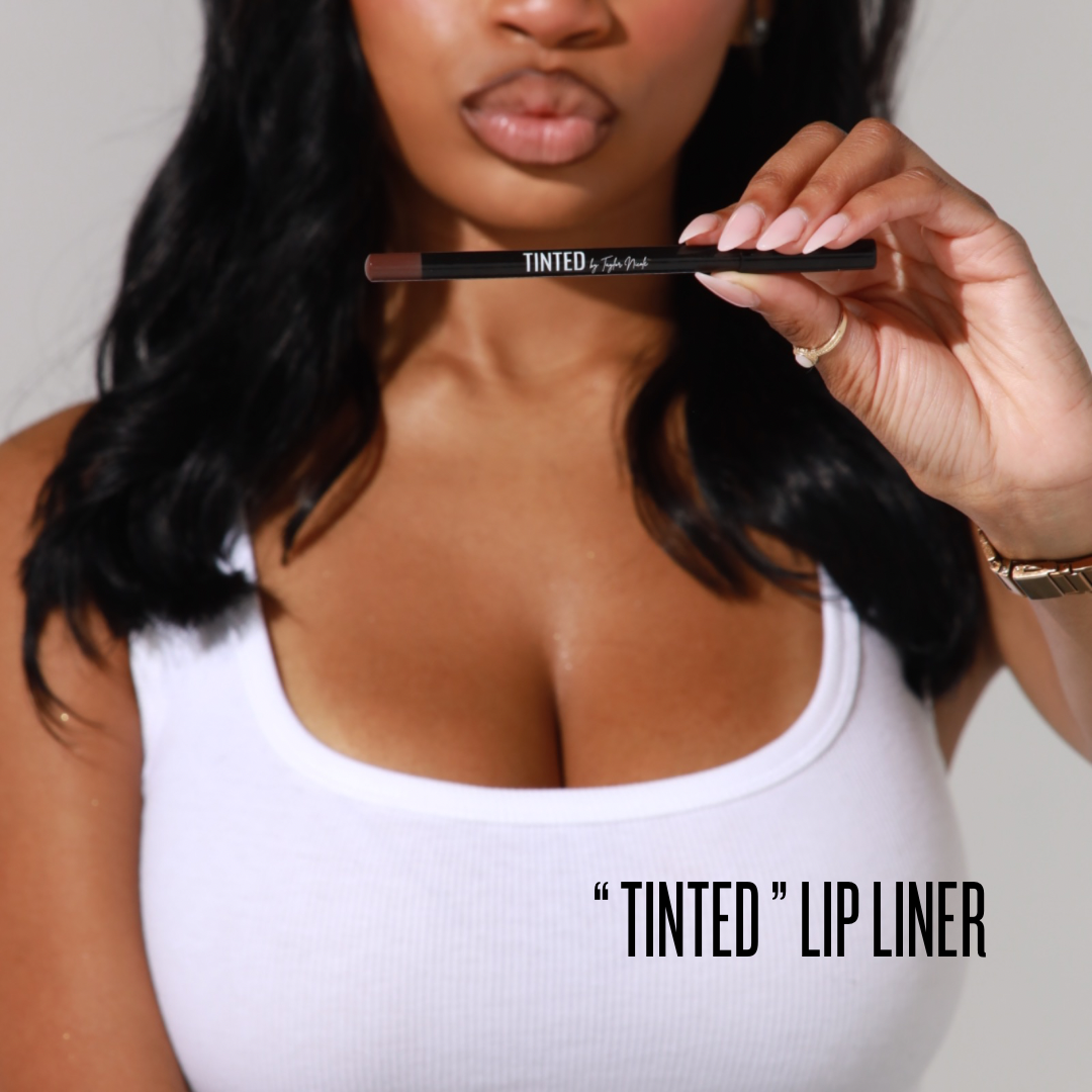 TINTED LIPLINER